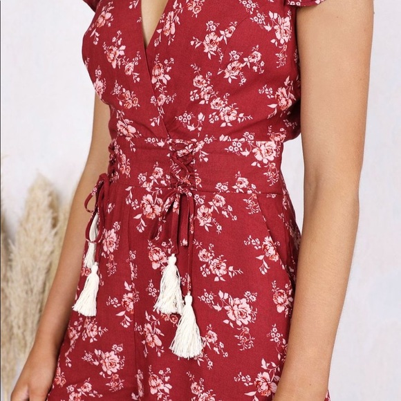 Red Floral Mini Jumpsuit Playsuit Romper - Picture 4 of 4
